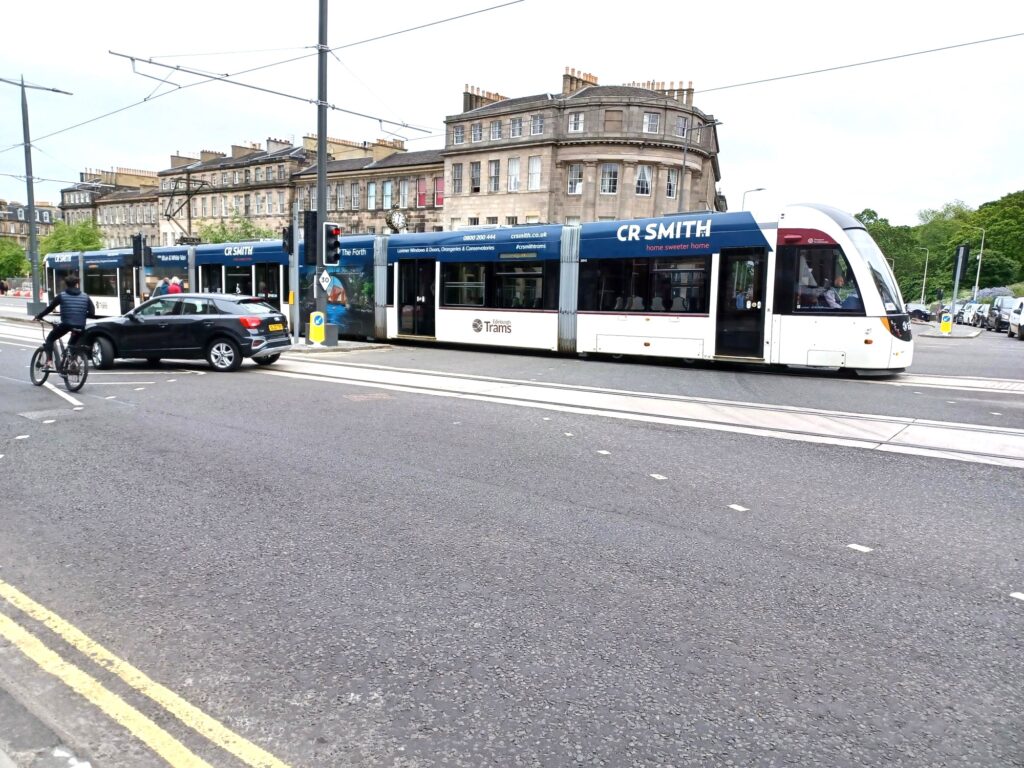 Edinburgh Tram Extension Opens